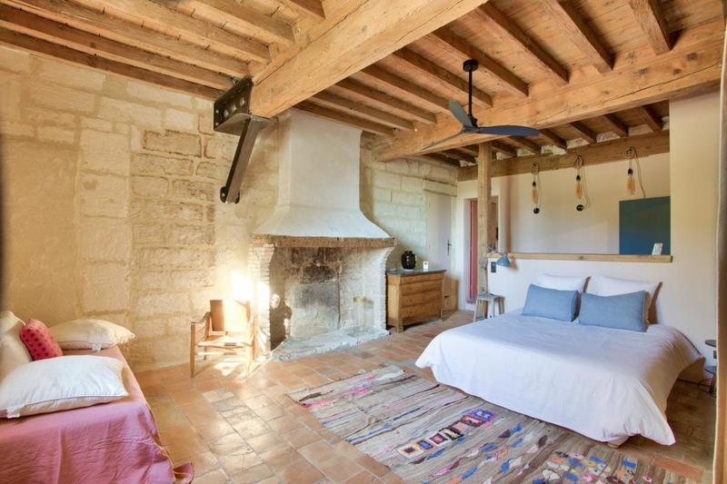 Mas - 570 m² - 8 pièces