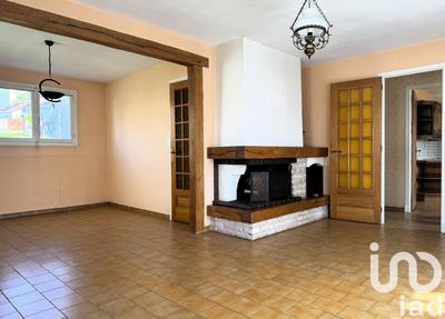 Maison - 96 m² - 5 pièces