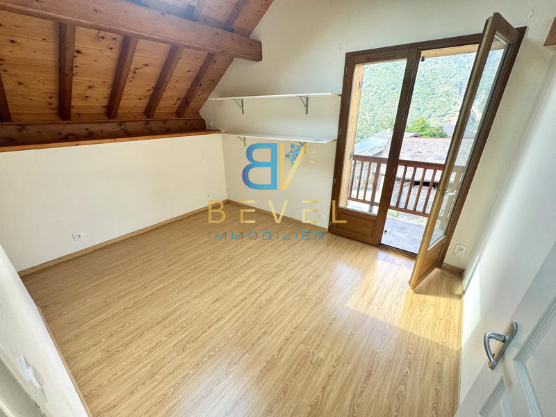 Maison - 98 m² - 5 pièces