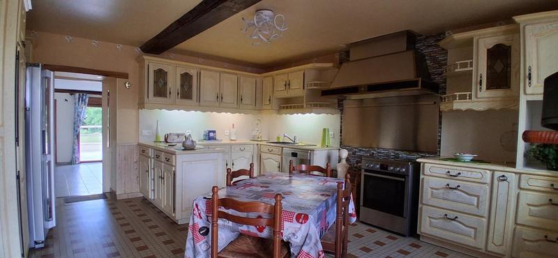 Maison - 185 m² - 6 pièces