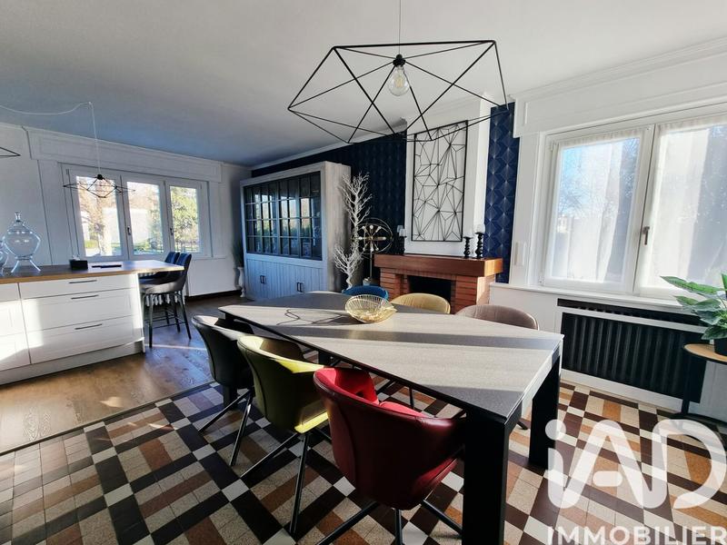 Maison - 168 m² - 7 pièces