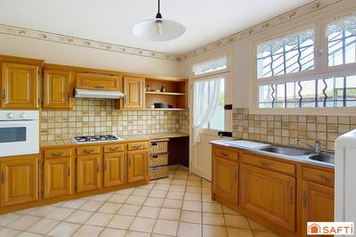 Maison - 82 m² - 5 pièces