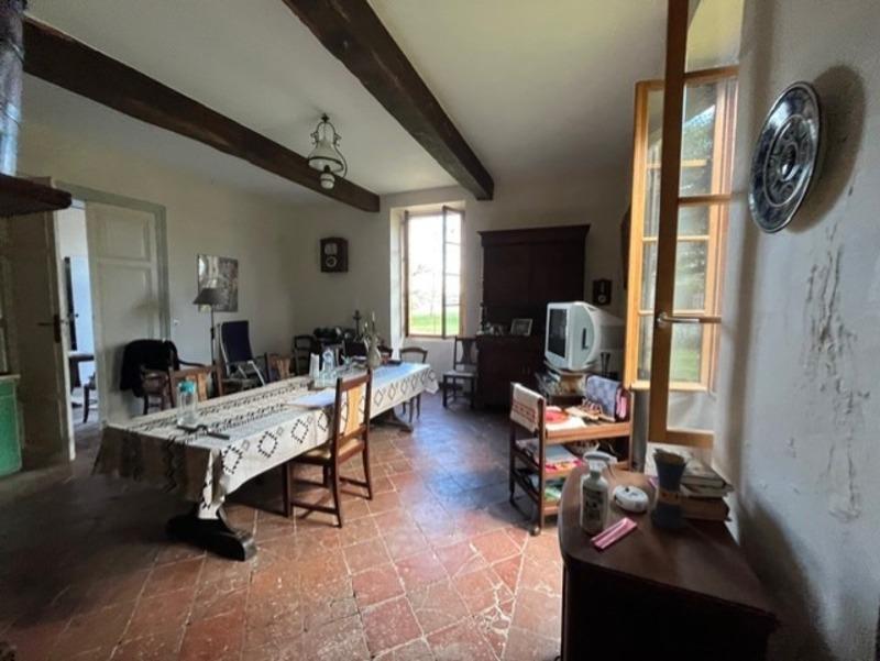 Propriété - 276 m² - 7 pièces