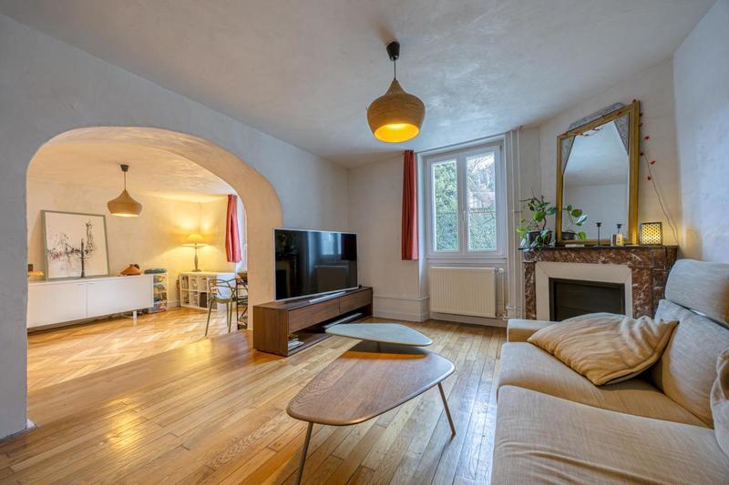 Maison - 190 m² - 7 pièces
