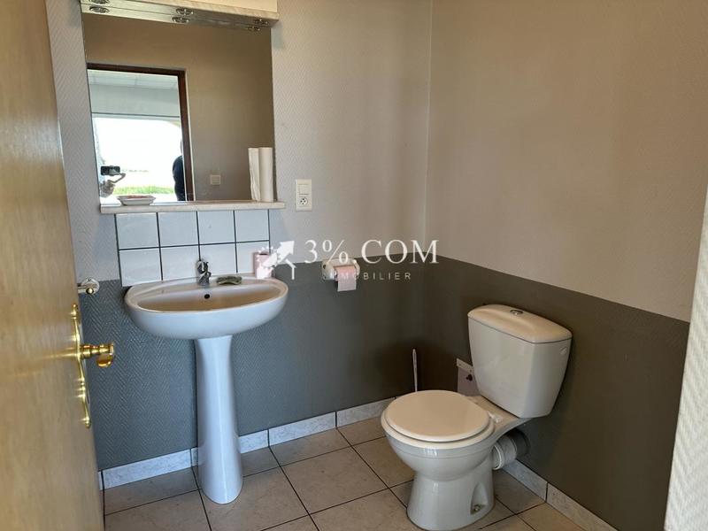 Maison - 639 m² - 12 pièces