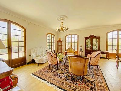 Maison - 188 m² - 6 pièces