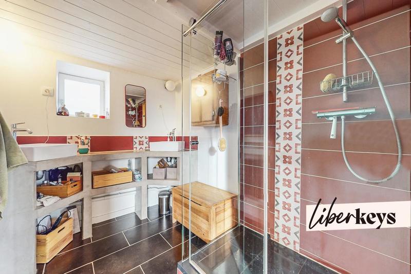 Appartement ancien - 116 m² - 5 pièces