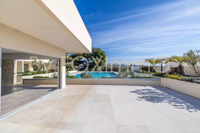 Appartement - 200 m² - 4 pièces