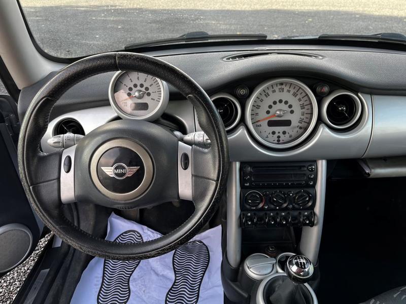 Mini Cooper 1.6 90cv