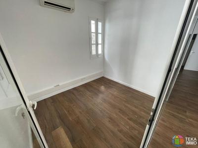 Bureau - 70 m² - 5 pièces