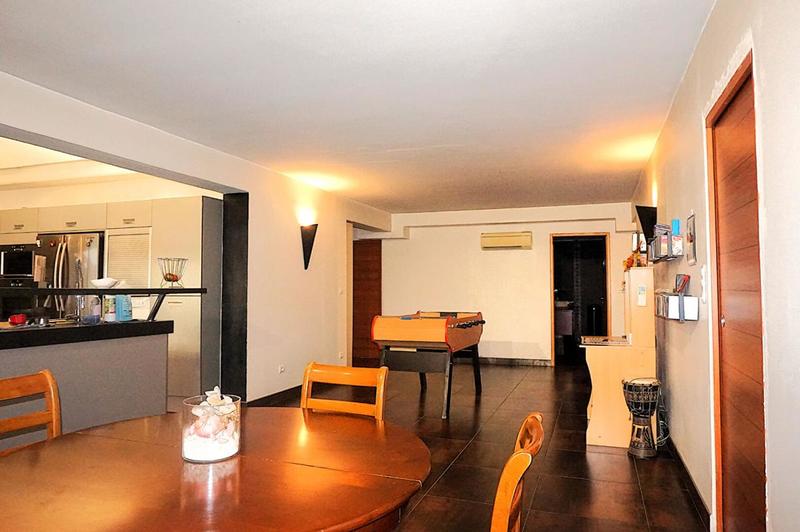 Loft - 269 m² - 6 pièces