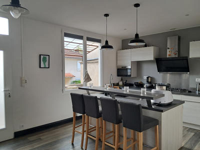 Maison - 128 m² - 5 pièces