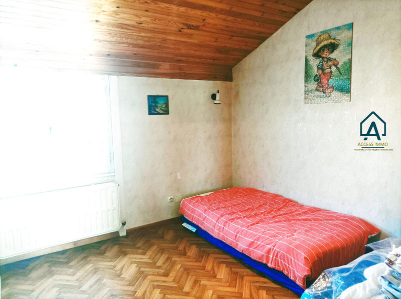 Maison - 92 m² - 5 pièces