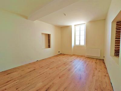 Appartement - 97 m² - 3 pièces