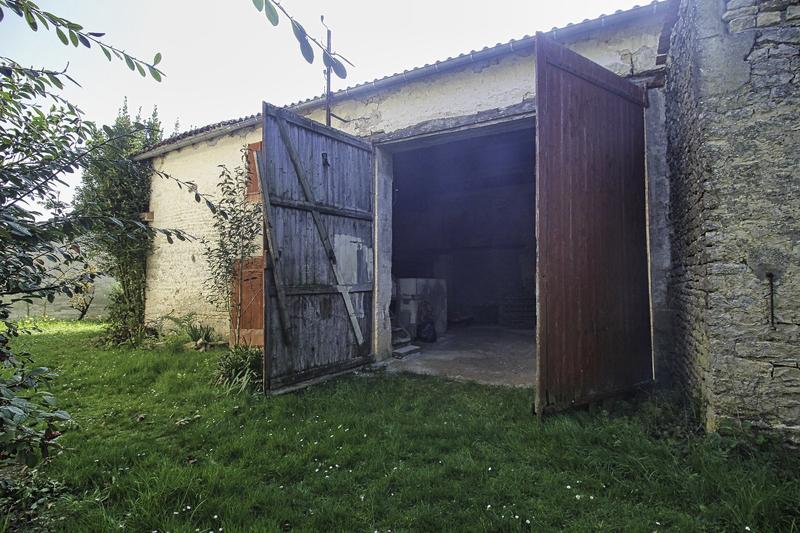 Maison - 291 m² - 15 pièces