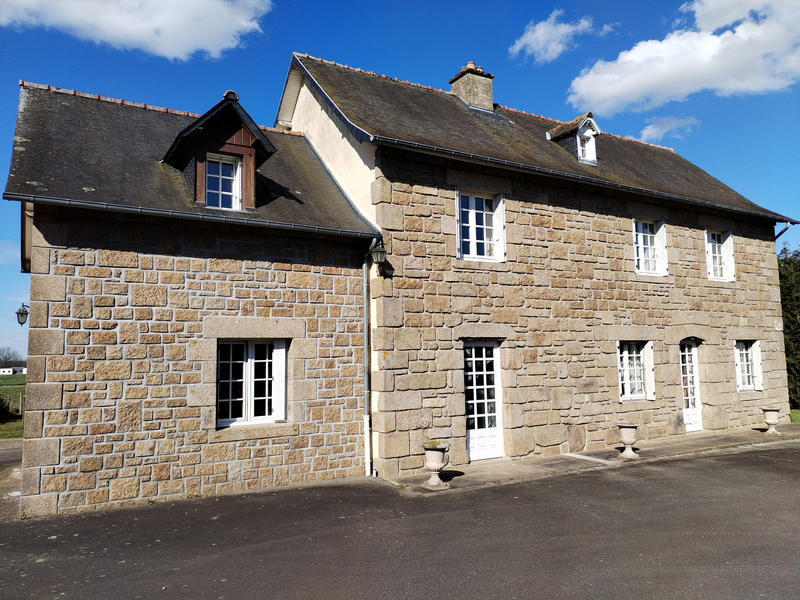 Maison - 163 m² - 6 pièces