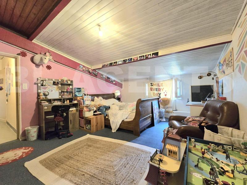 Maison - 115 m² - 6 pièces