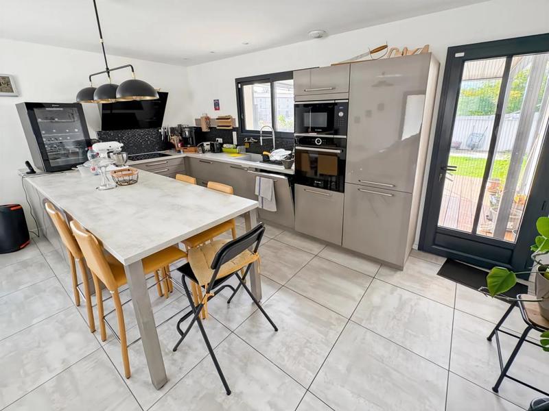 Maison - 91 m² - 3 pièces