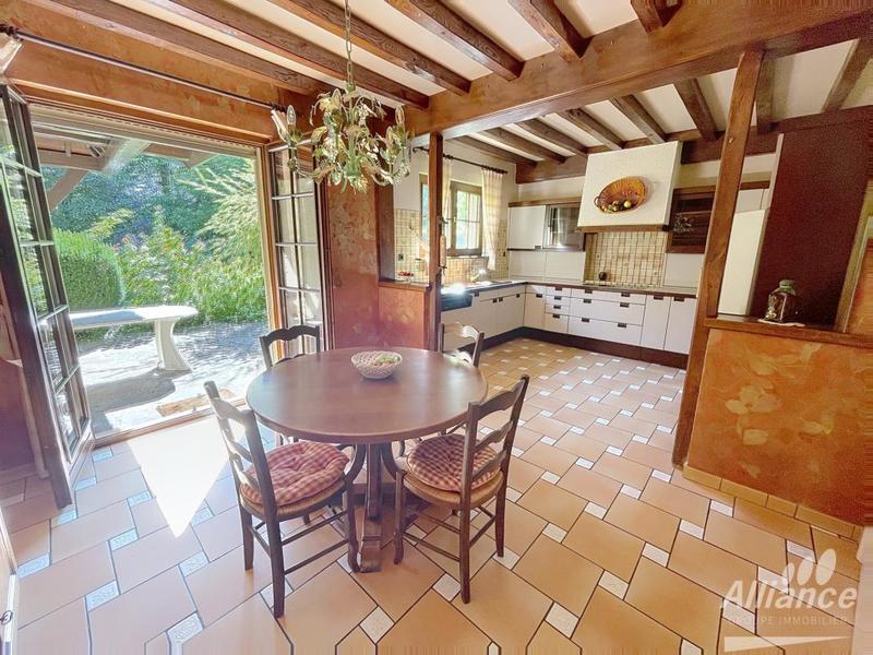 Propriété - 455 m² - 10 pièces