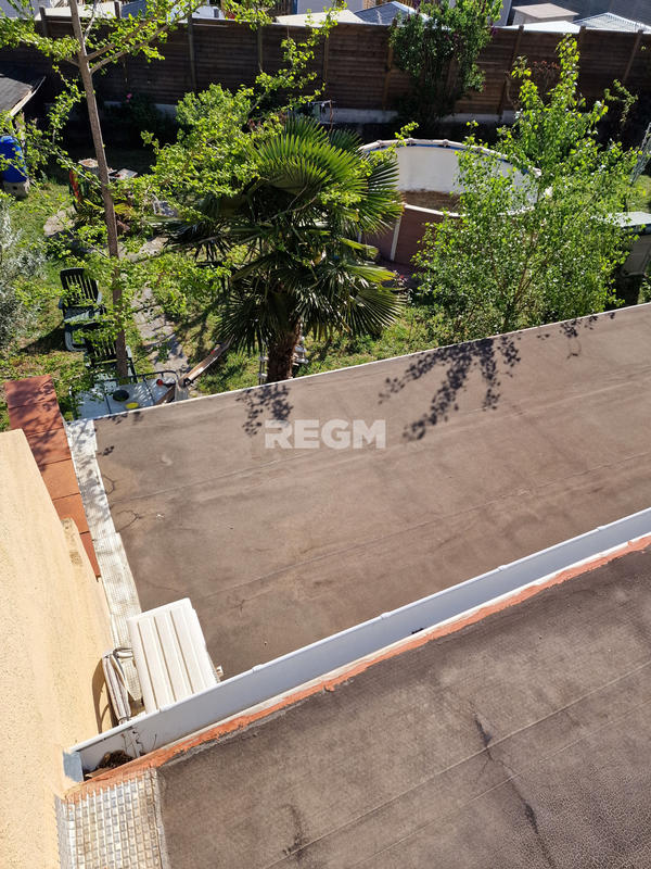 Maison - 500 m² - 15 pièces