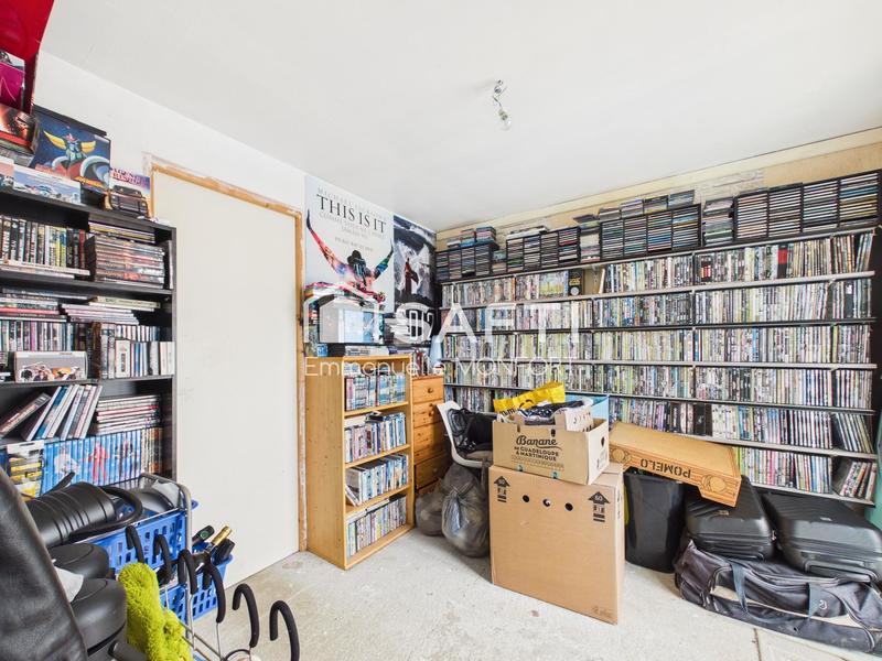 Maison - 101 m² - 5 pièces