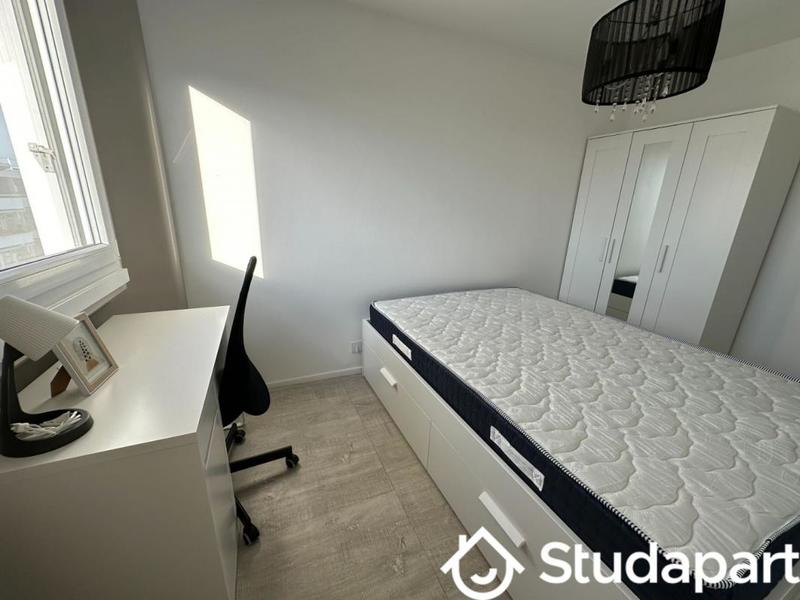 Chambre - 9 m² - 1 pièce