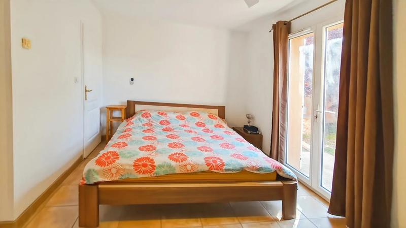 Maison - 204 m² - 5 pièces