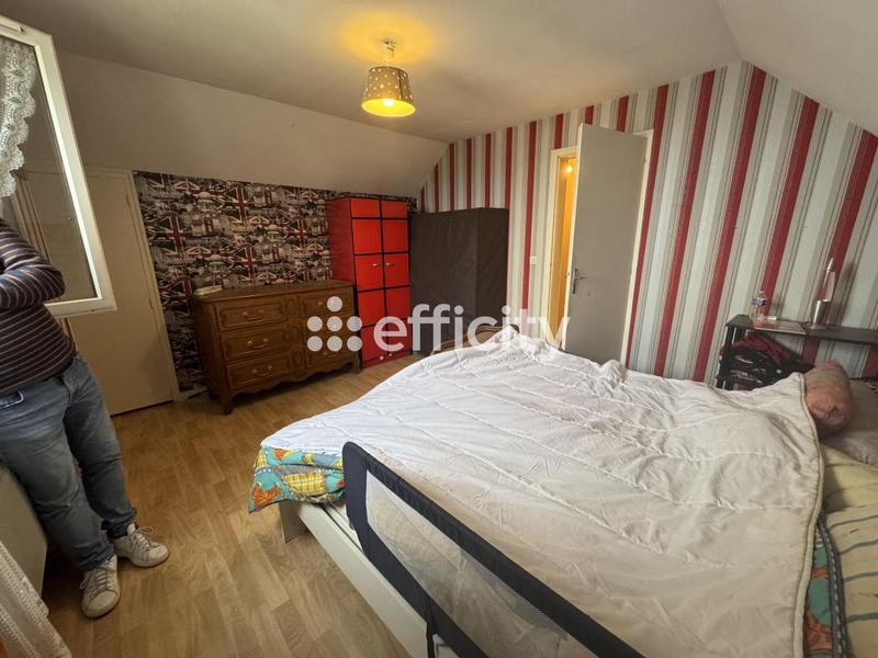 Pavillon - 100 m² - 5 pièces