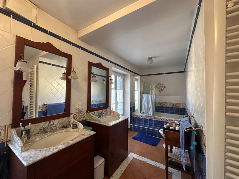 Maison - 158 m² - 7 pièces