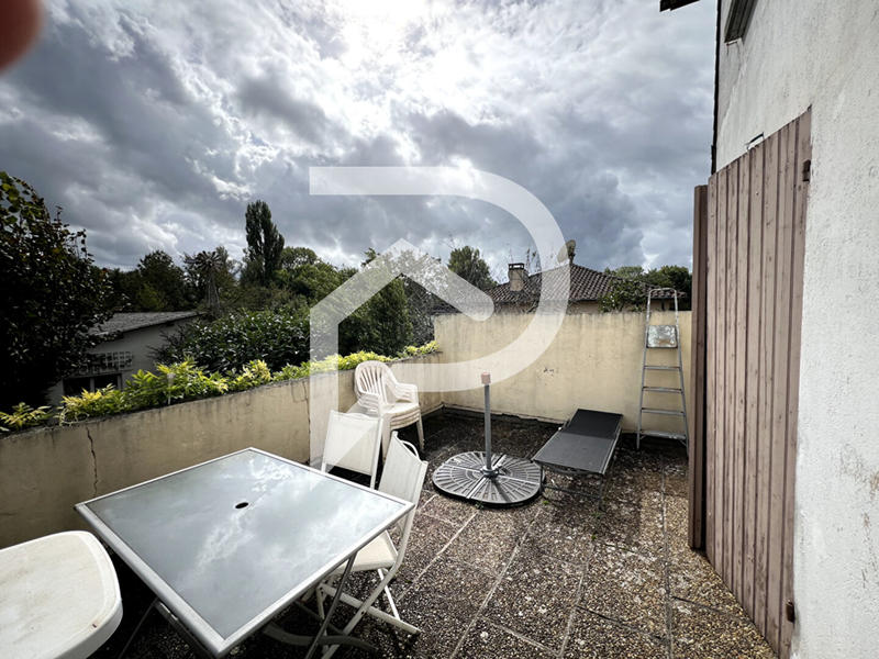 Immeuble - 7 pièces