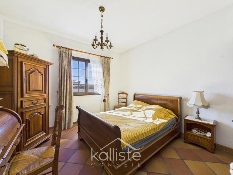 Maison - 166 m² - 6 pièces