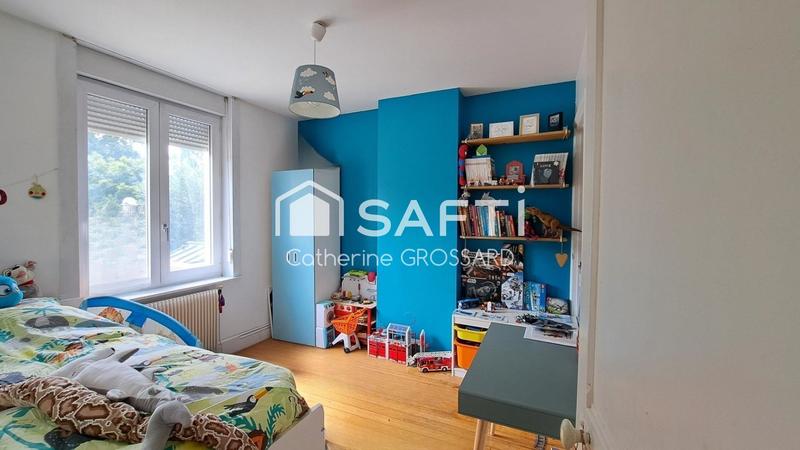 Maison - 110 m² - 6 pièces