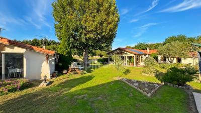 Maison - 172 m² - 6 pièces