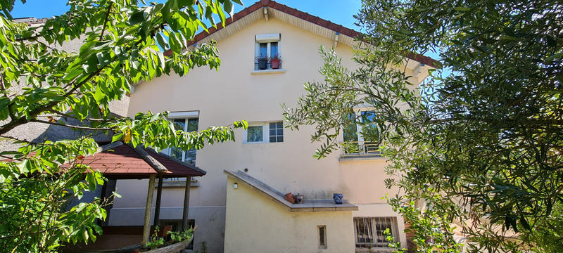 Maison - 77 m² - 5 pièces