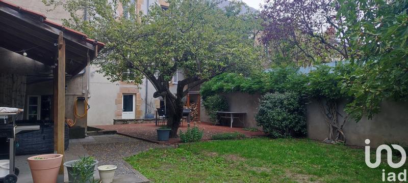 Maison de ville - 209 m² - 9 pièces