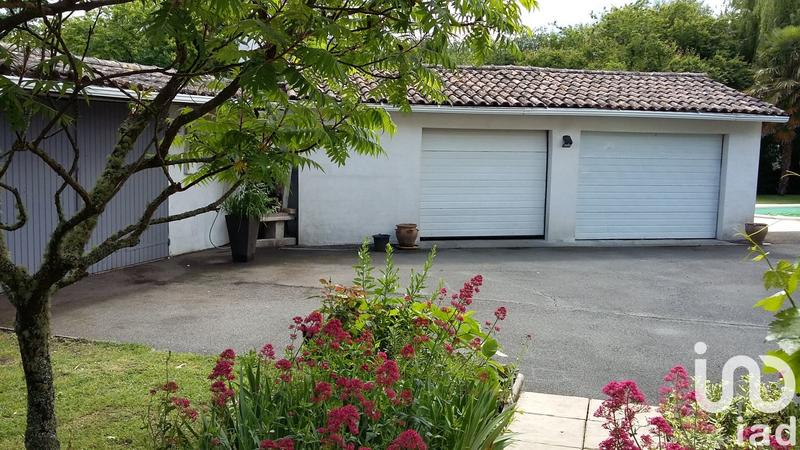 Maison - 140 m² - 5 pièces