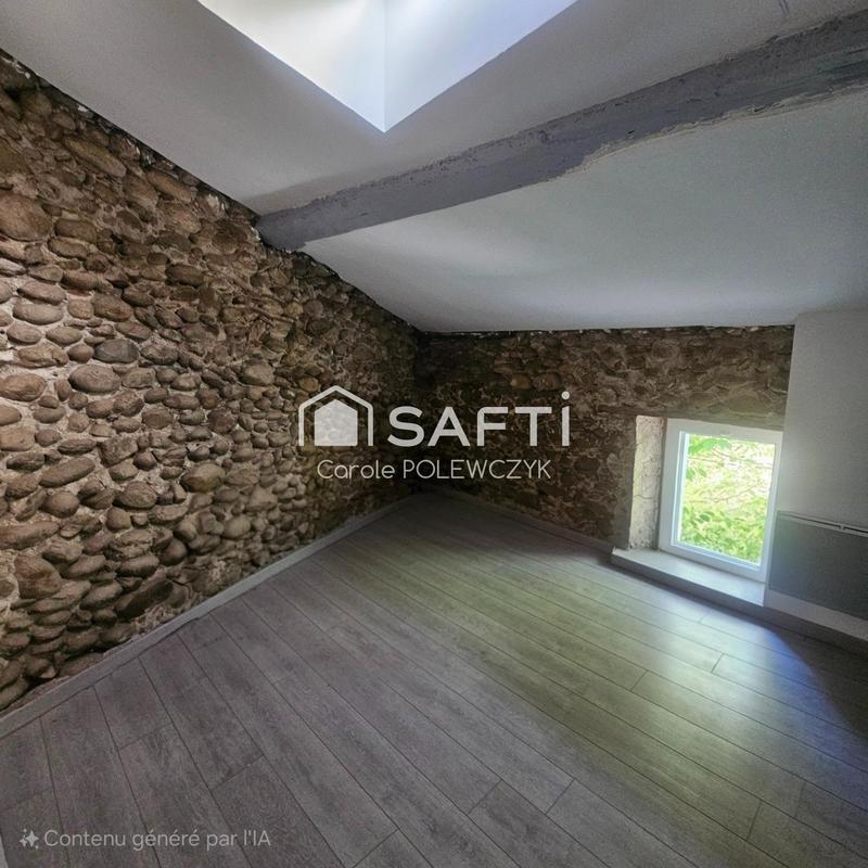 Maison - 230 m² - 6 pièces