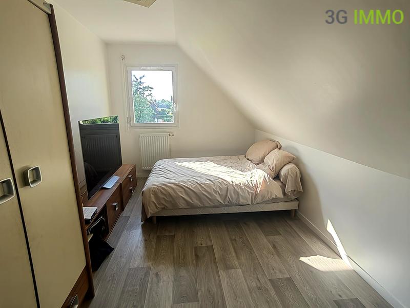 Maison traditionnelle - 159 m² - 6 pièces