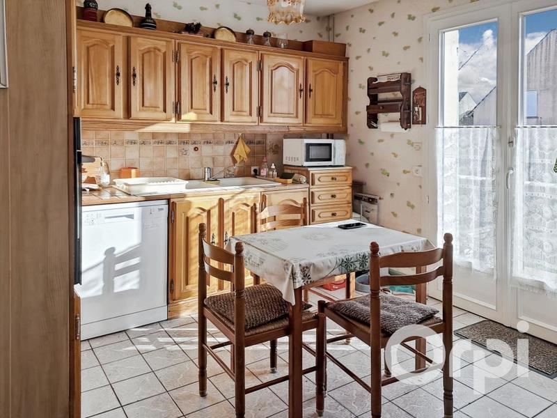 Maison - 183 m² - 7 pièces