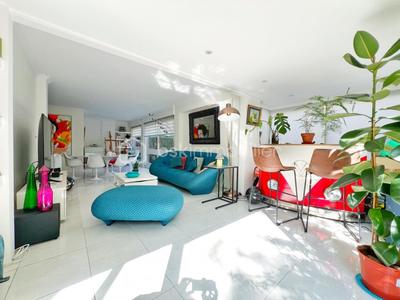 Appartement - 110 m² - 5 pièces