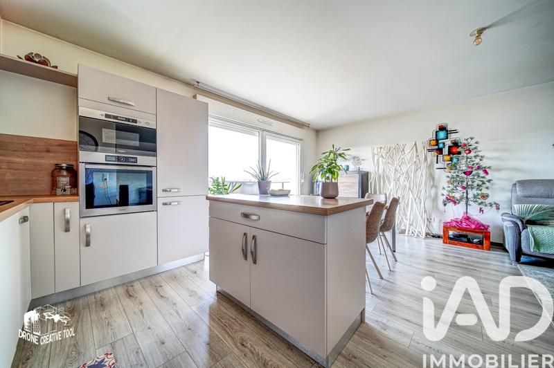 Appartement - 70 m² - 3 pièces
