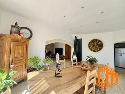 Maison - 187 m² - 6 pièces