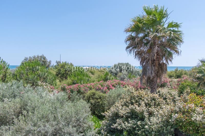 Maison - 305 m² - 7 pièces