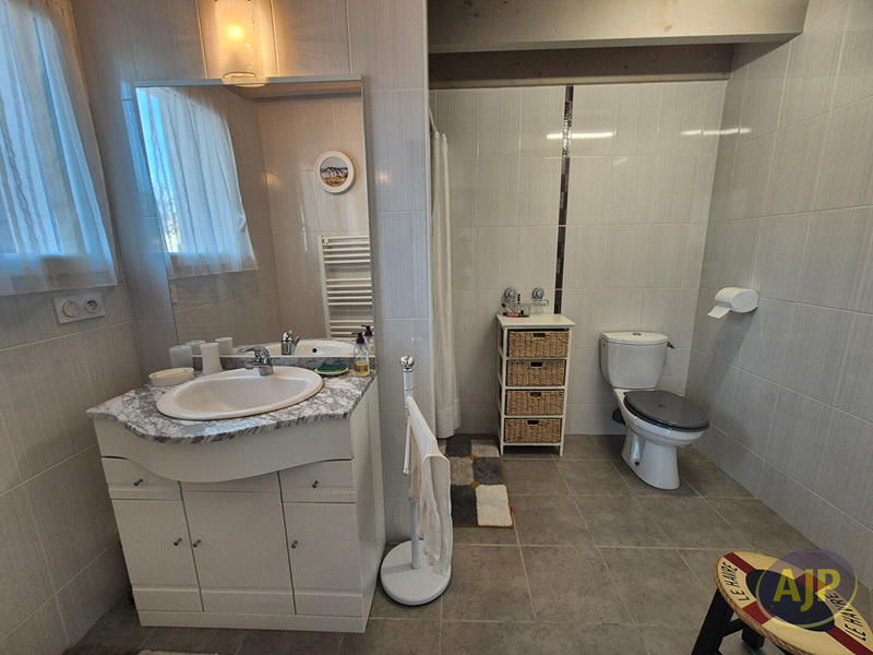 Maison - 138 m² - 6 pièces