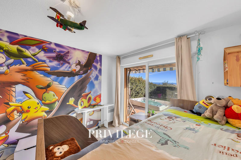 Appartement - 77 m² - 4 pièces