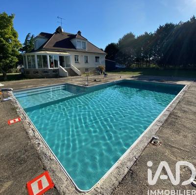 Maison - 190 m² - 5 pièces