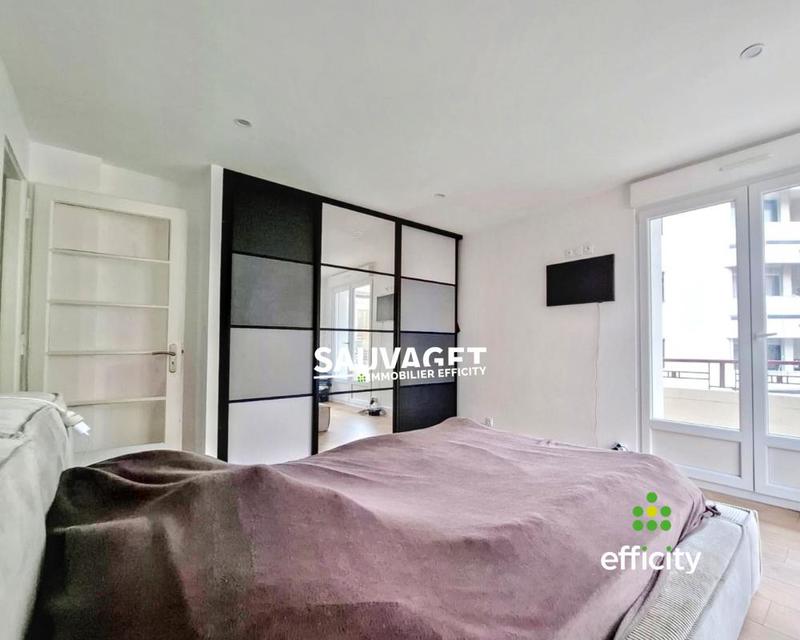 Appartement - 97 m² - 4 pièces