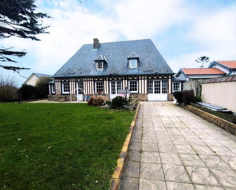 Maison ancienne - 104 m² - 7 pièces