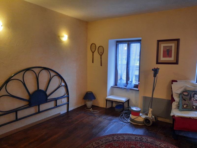 Maison de village - 205 m² - 8 pièces