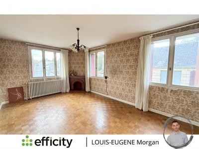 Maison - 151 m² - 8 pièces